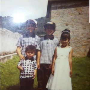 Meet your Posher, Carlos